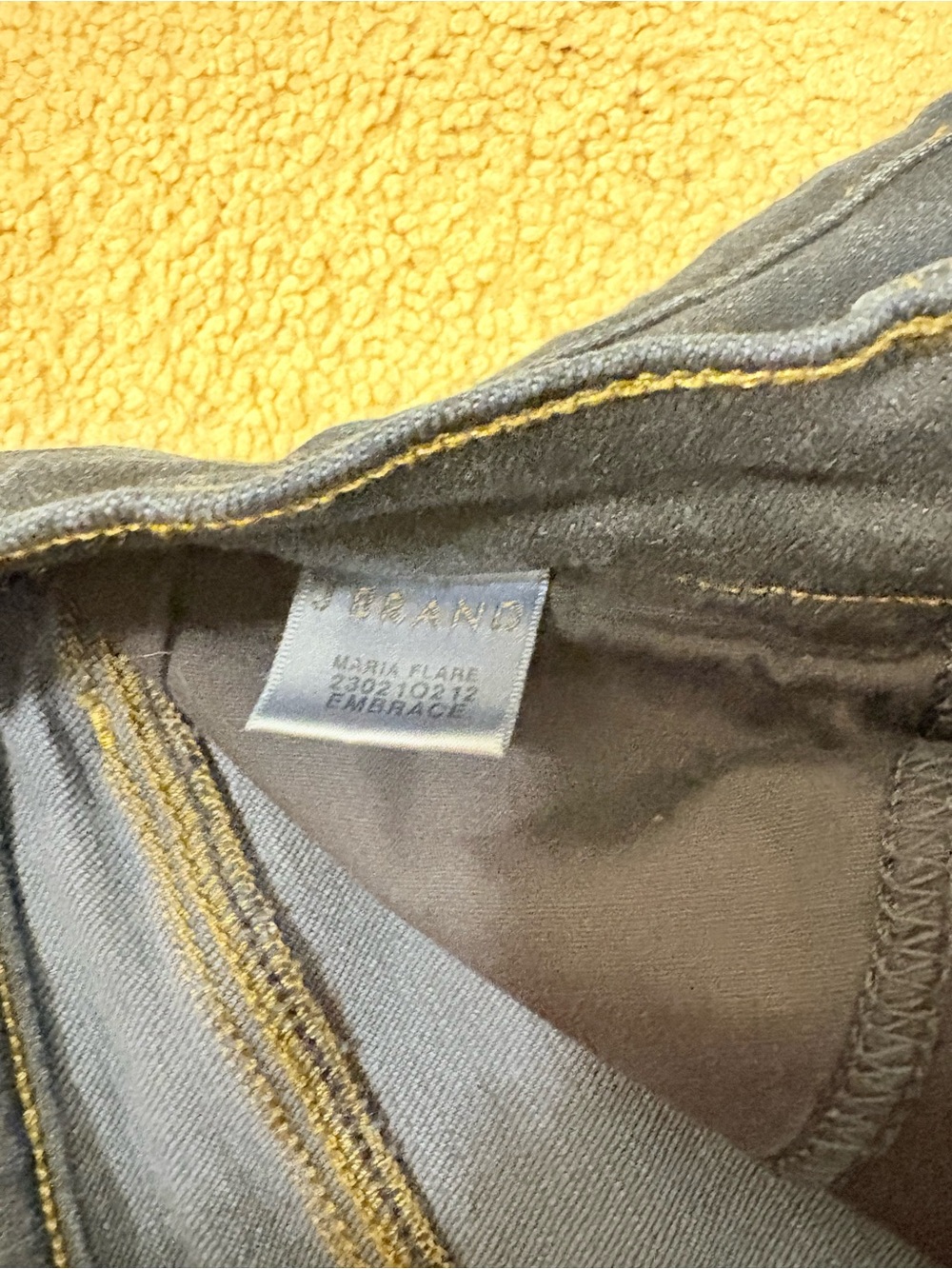 ⁠J Brand Maria Flare Dark Wash Maria High Rise Bell Bottom Jeans Size 29⁠ - Picture 4 of 11